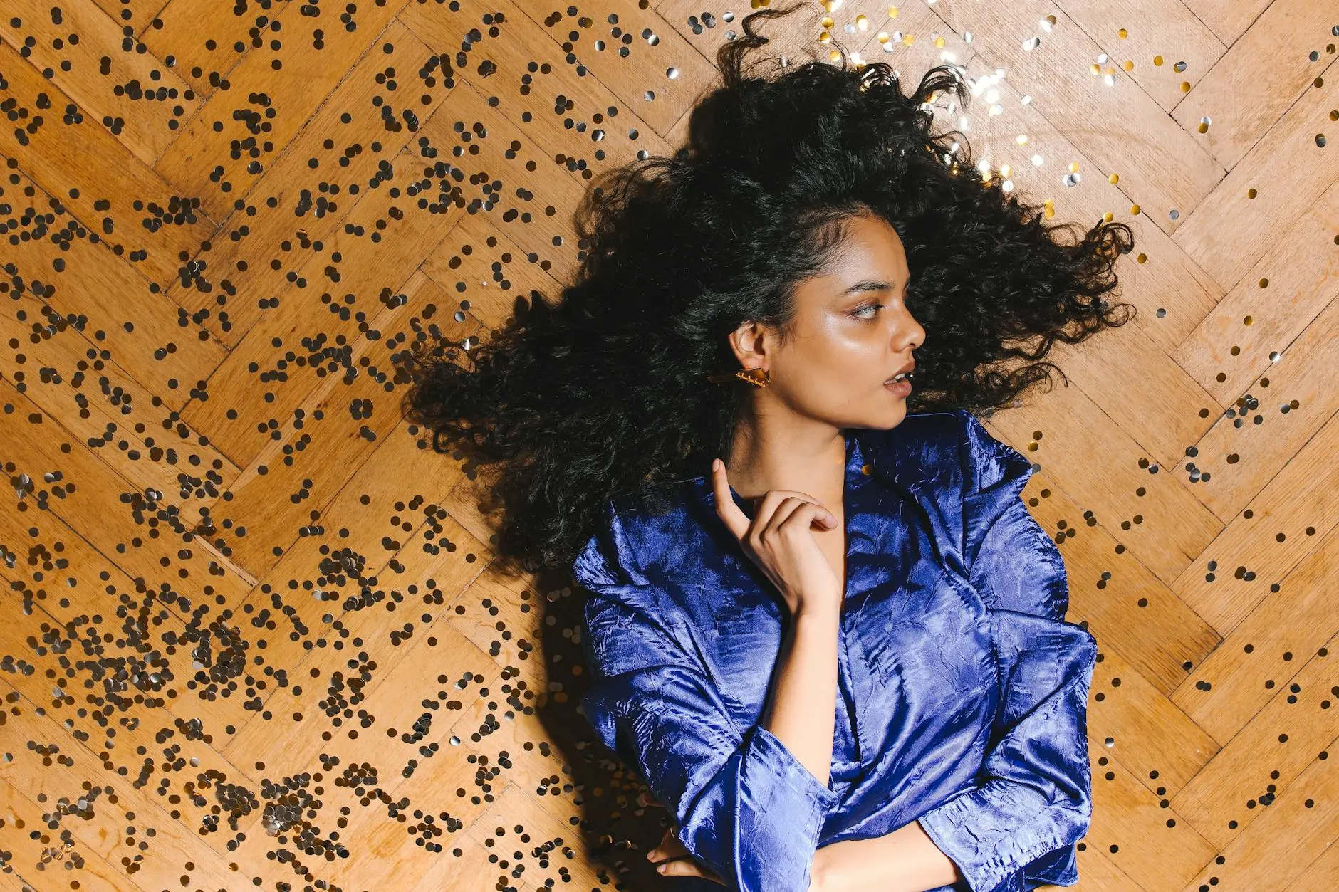 blue glitter, hair glitter, fine glitter