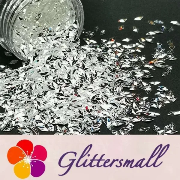 3mm_ac19d4e6-2ca4-4a93-b8d1-e34c9700db0e.webp 3mm 3D Rhombic Shapes Mirror Silver Glitter GSY001