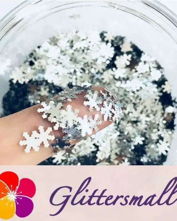 6mm Silver Snowflake Shaped Glitter B0100