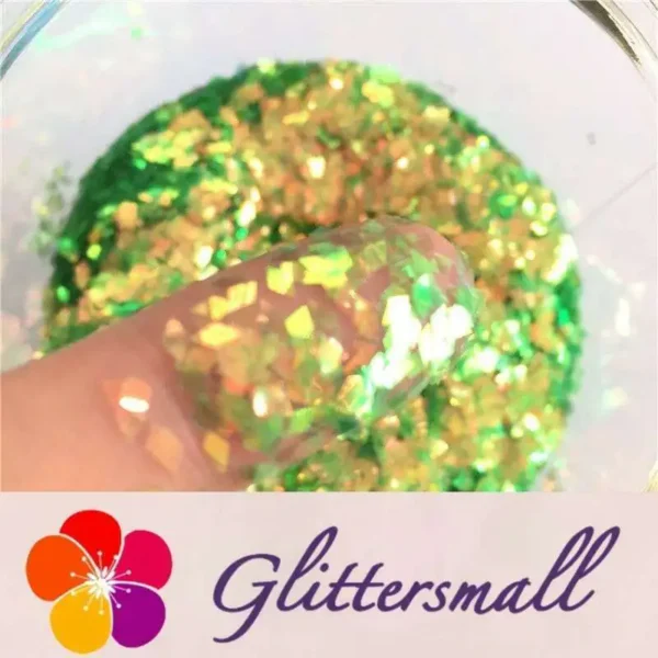 c33.webp 2mm Rhombic shaped translucent iridescent glitter C033